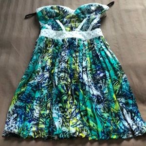 Bebe dress